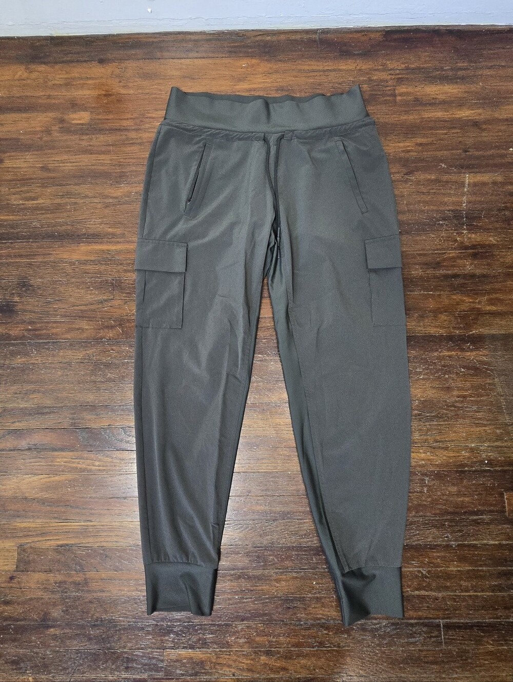 Activewear Athleta Cargo Jogger Pants with Drawstring Waist.